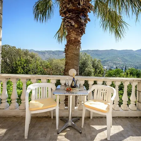 Two Palms Penzion