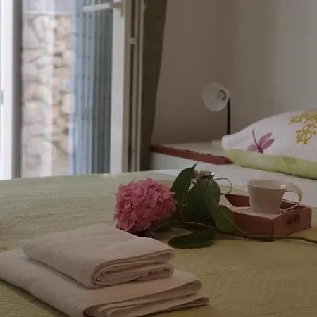 Two Palms Casa de hóspedes