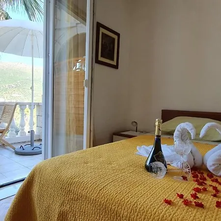 Two Palms Zaton (Dubrovnik-Neretva)