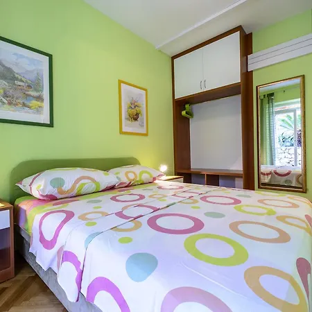 Two Palms Guest house